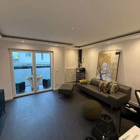 Apartman Em Elegance Apartment I 2 Schlafzimmer I Balkon & Parkplatz I Nuernberg