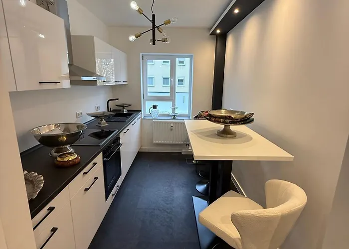 Appartement Em Elegance Moeblierte 3-zimmer In Neurenberg