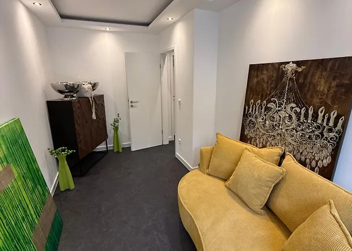 Em Elegance Moeblierte 3-zimmer In Нюрнберг